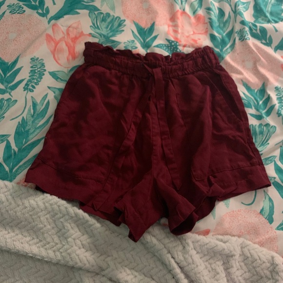 maroon paper bag shorts - Picture 1 of 2